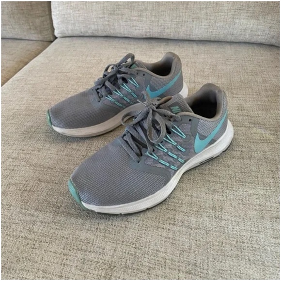 🪞 nike running memory foam sneaker women’s shoe size 5.5 - Picture 3 of 5